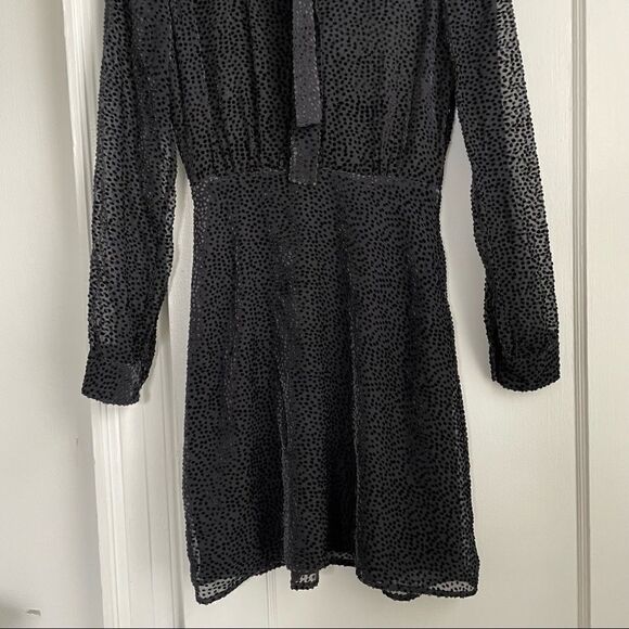 L'AGENCE Alesia Flocked Tie Neck Dress in Navy - Picture 6 of 12